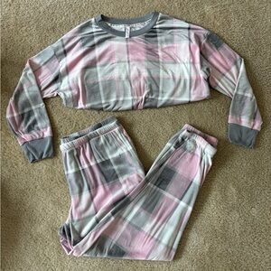 Super Soft Pajama Set (top & bottom)